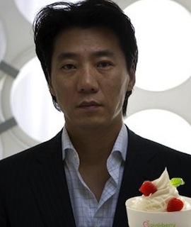 young-lee-pinkberry-arrested