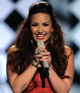 Demi+Lovato+2012+People+Choice+Awards+Show+tN8IGXymqZGl