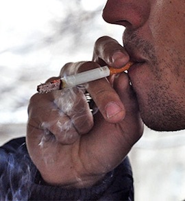 mansmoke-pic4-452x302-94041