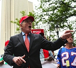 Howard+Josepher+Activists+Demonstrate+Favor+Yf5dOWsk42Fl