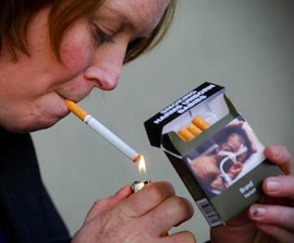 CIGARETTE-PLAIN-PACKAGING-008