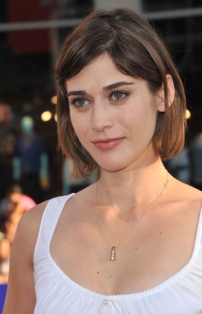 lizzy caplan