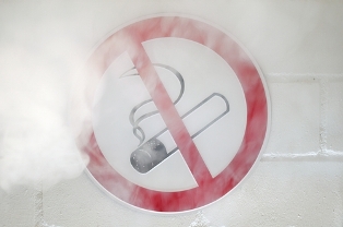 anti-smoking sign