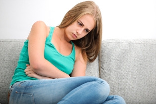 teen stomach pain