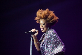 macy gray 2013
