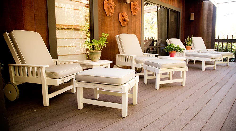 Lakehouse Recovery Center