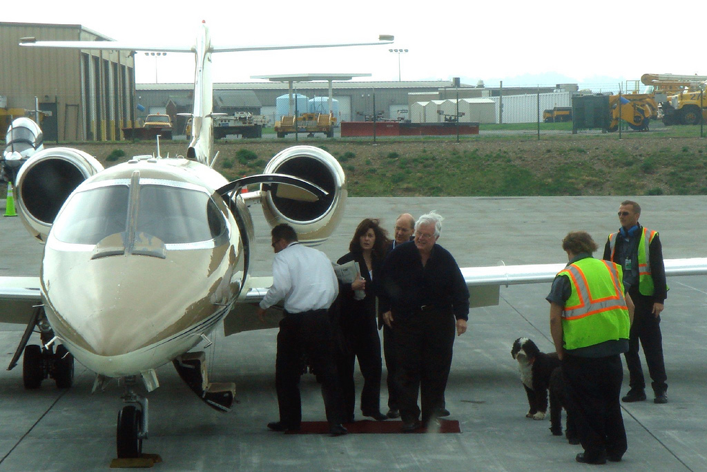 2431303566_26a6dd374b_b