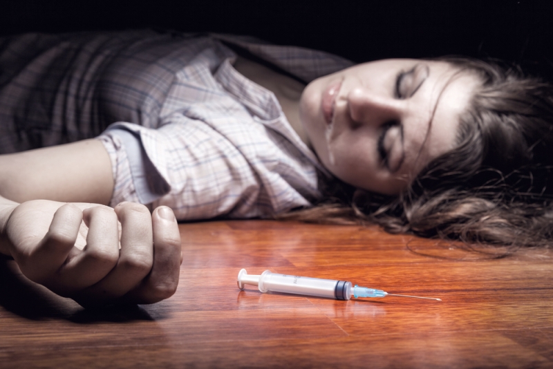 woman heroin overdose