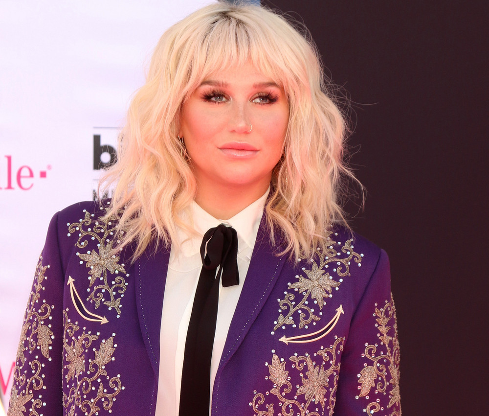 Pop Star Kesha Fires Back At Body Shamers In Instagram Post