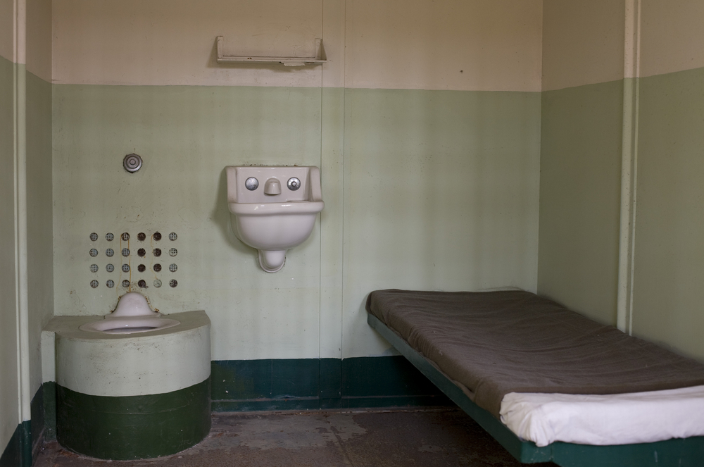 How Solitary Confinement Destroys Any Hope of Sobriety