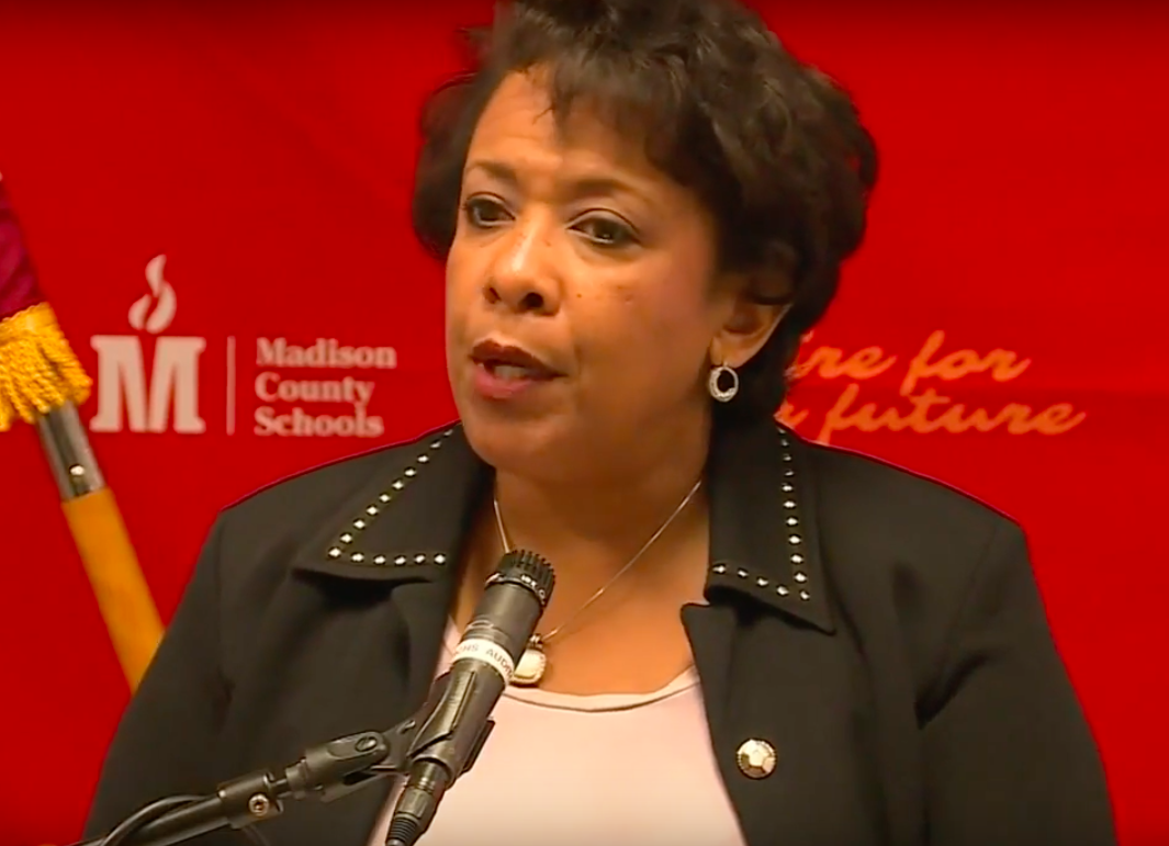 AG Loretta Lynch Visits Kentucky For Prescription Opioid And Heroin Epidemic Awareness Week