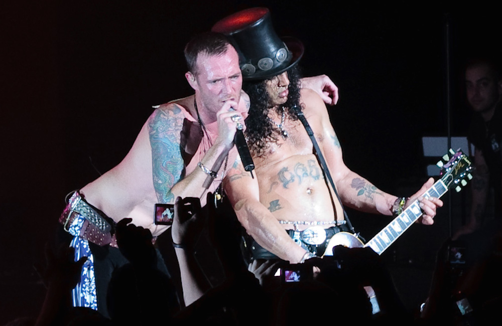 Slash and Scott Weiland of Velvet Revolver
