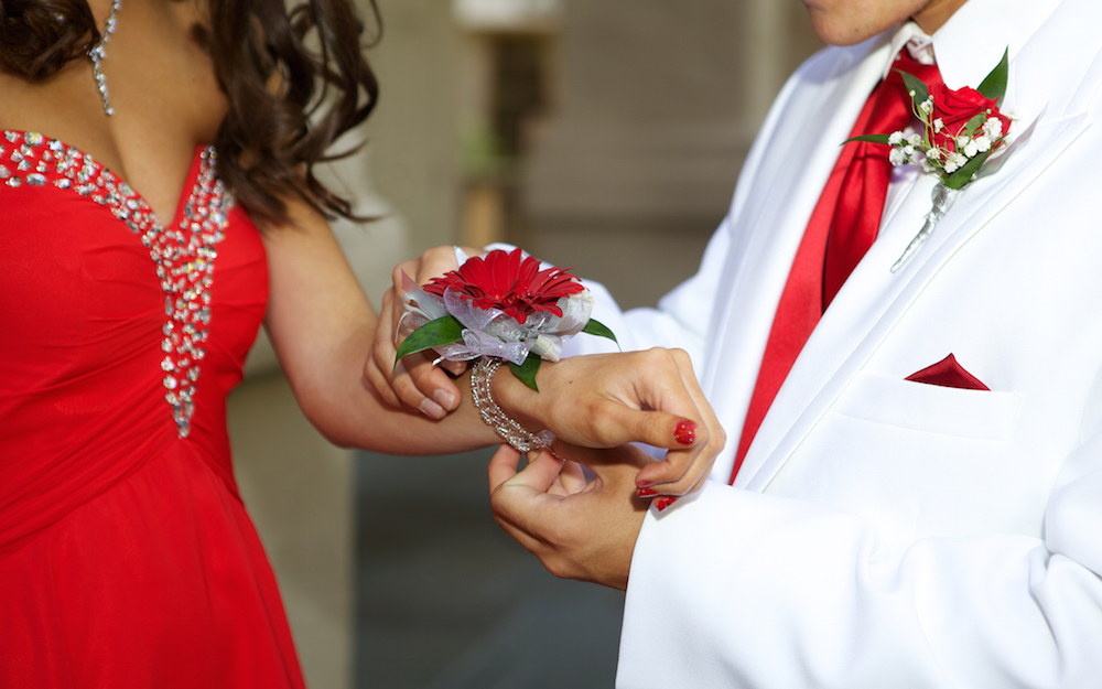Close up of teenage prom-going couple