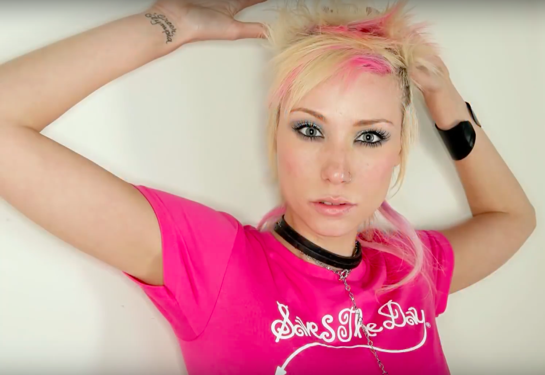 Top Model alum Jael Strauss was vocal about her sobriety.