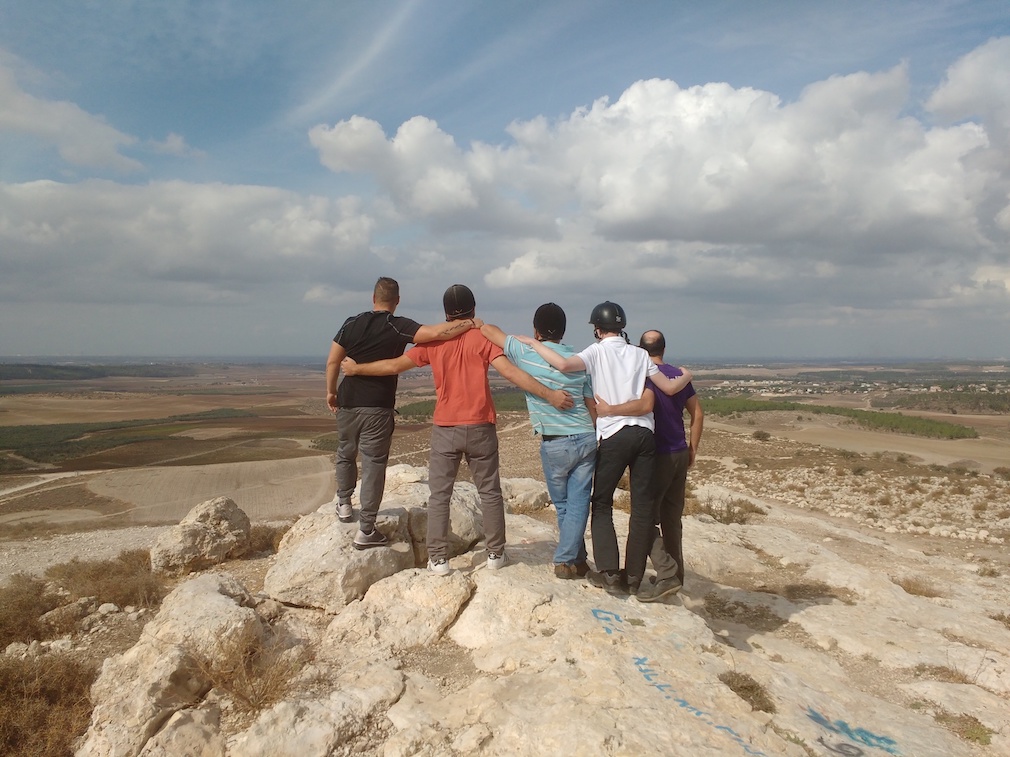 Youths at Retorno, Jews and Muslims in recovery together