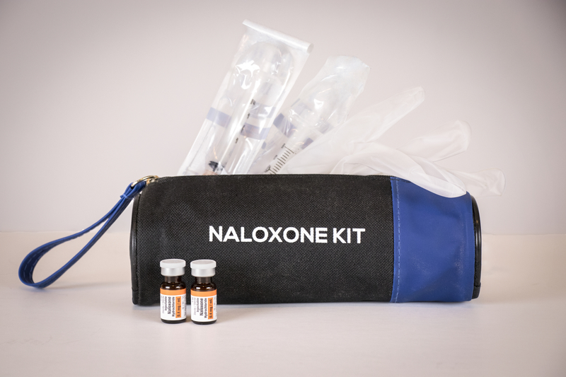 naloxone kit