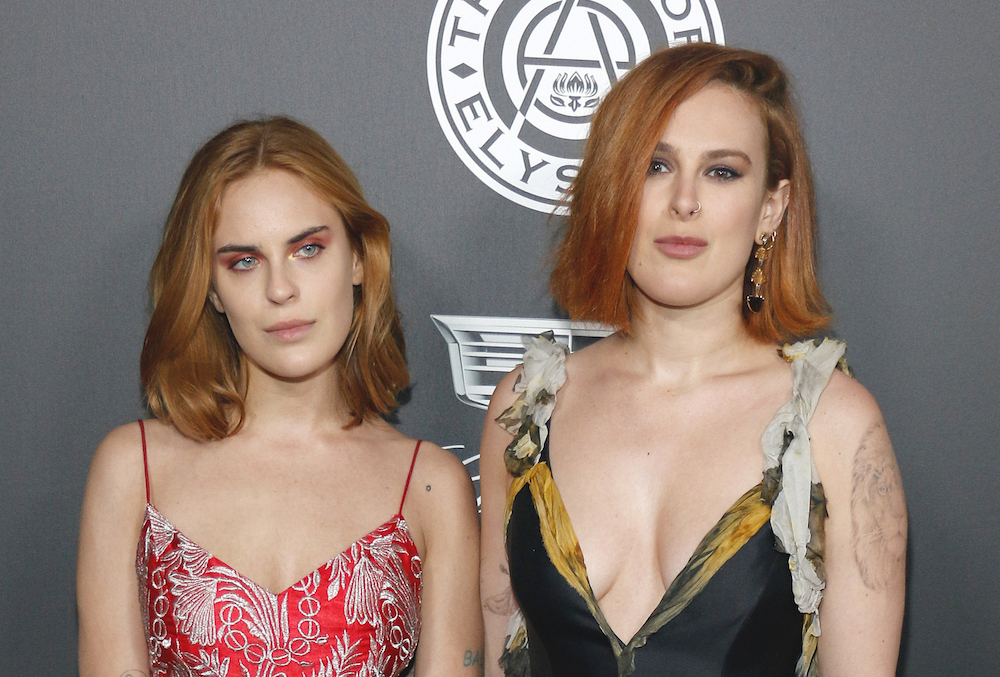 Tallulah Willis with sister Rumor